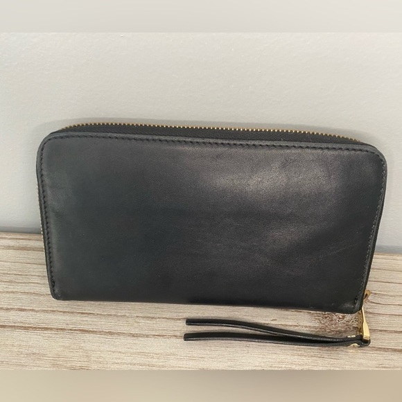 Authentic Chloe Long Wallet - Picture 3 of 10